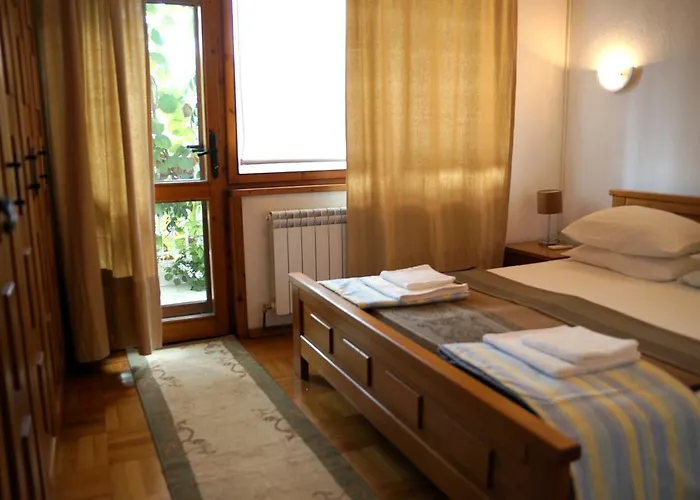 Barbov Casa de hóspedes 2*